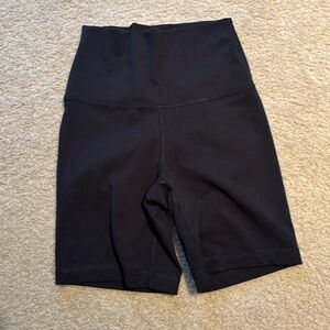 Yogalicious lux everyday 7” short